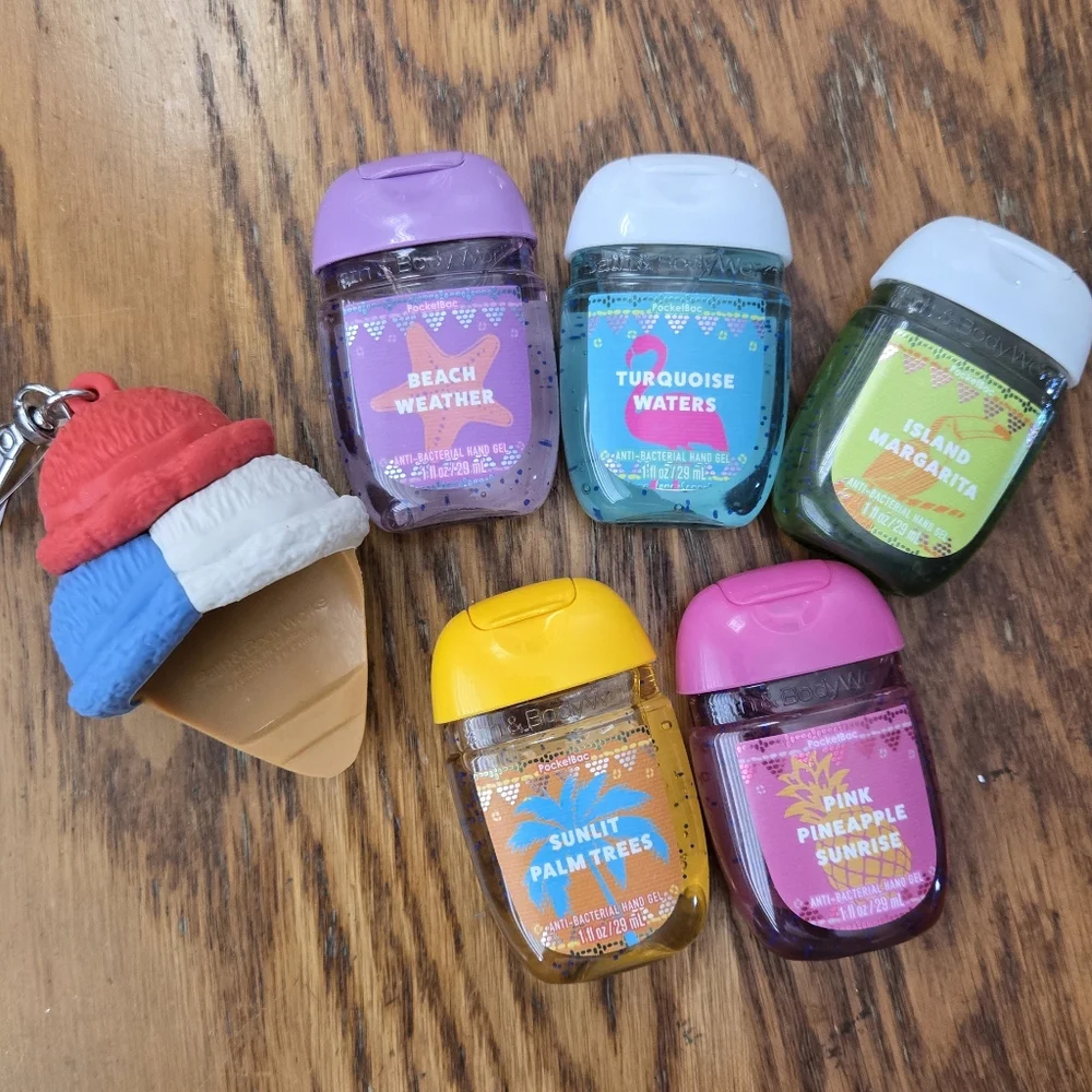 🍨🤲NWT‼️Bath & Body Works Ice Cream Cone Holder w/ Hand Sanitzers
